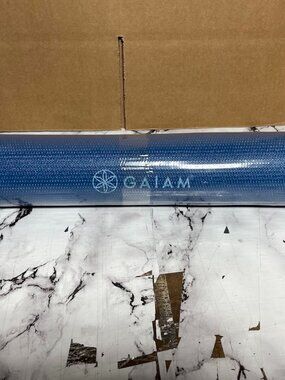 Gaiam 4mm Yoga Mat Blue Sealed Unused